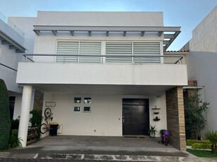 Casa En Venta En Casa Del Agua, Llano Grande, Metepec, Estad