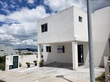 casas en venta - 301m2 - 4 recámaras - zibatá - 4,099,000