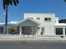 venta bella casa sobre avenida campestre, mérida, yucatán