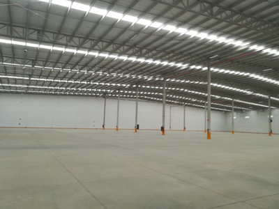 Bodega Renta Lerma Aeropuerto 6500 M2