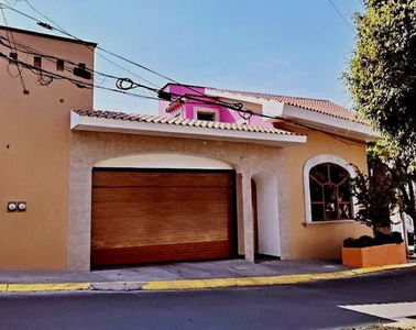 Casa En Venta En Fuentes De Satélite, Naucalpan