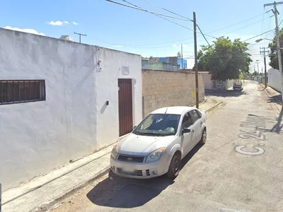 Gran Oportunidad Casa En Venta De Recuperación Bancaria En Azcorra, Merida, Yuc