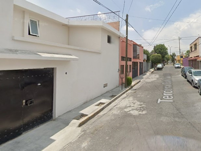 Oportunidad Casa En Venta De Recuperación Bancaria En Las Américas, Naucalpan