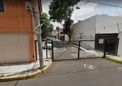 Hermosa cas ubicada en Ejido Tepepan, Col. San Francisco Culhuacán Barrio