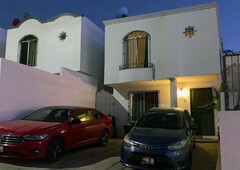 Se vende casa de 3 recámaras en Colinas de California, Tijuana