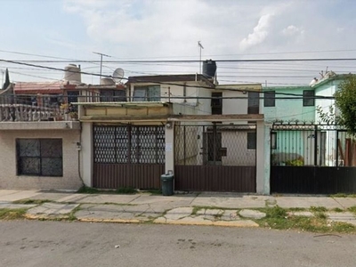 Casa en venta P.º De Los Laureles 35, Mz 001, Los Laureles, 55090 Ecatepec De Morelos, Méx., México