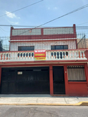 Amplisima Casa En Inmejorable Ubicación, Centrico Y Seguro.