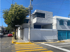 Casa en venta con doble frente en Colonia Morelos Toluca
