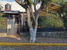 Casa en venta en 1 nivel. Delicias, Cuernavaca. Vigilancia
