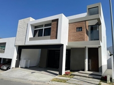 CASA EN VENTA CAROLCO CARRETERA NACIONAL MONTERREY