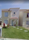 Doomos. Casa en Villas de Cortez San Jose Del Cabo de Remate Bancario Adjudicada