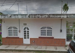 Doomos. Casa en Venta - 3 Recamaras - Independencia - Puerto Vallarta - Jalisco