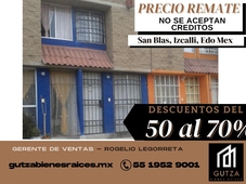 Doomos. Casa en venta en Cuautitlan Izcalli, Estado de Mexico, estacionamiento a precio de remate RLR