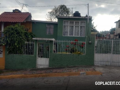 Casa en Venta - Fraccionamiento los Pirules, Tlalnepantla, Los Pirules - 2 baños