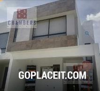 Casa en Venta tipo Travertino en La Rayana Lomas de Angelópolis 3, San Andrés Cholula - 2 baños