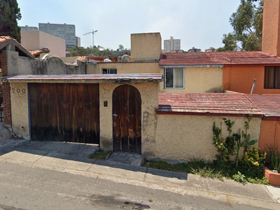 Casa En Lomas Verdes, Excelente Oportunidad De Patrimonio. (kar)