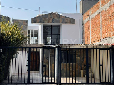 Casa En Renta Arcos Del Alba