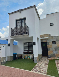 Casa En Venta En Bosques Del Dorado León Guanajuato