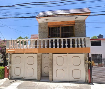 Remato Hermosa Casa En Valle Dorado ¡excelente Ubicación, Alta Plusvalía!