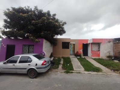 Casa en venta de una planta en lomas del sur Tlajomulco