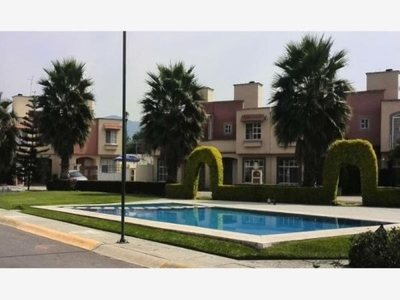 Casa en Venta en Fraccionamiento Paseos del Rio Morelos HA-MCCE 52