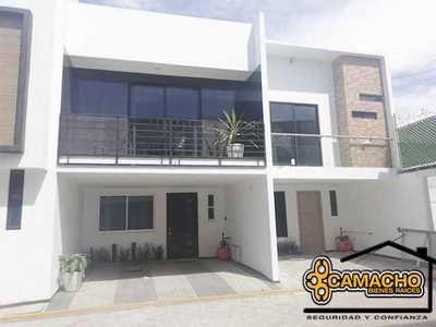 Casas en venta en Cuautlancingo, cerca de Plaza San Diego OPC-0135