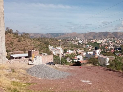 Terreno en VENTA en Fraccionamiento Universitario en la Panorámica de Guanajuato
