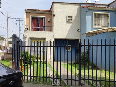 Casa en venta Cerrada De Los Atrios 100, Pueblo Nuevo, Estado De México, México