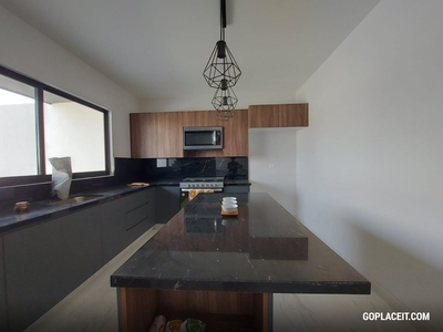 Casa en Venta Zona Cascatta, Recámara en Planta Baja, Lomas de Angelópolis, Puebla