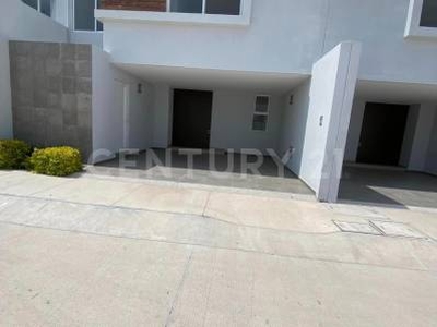 Casa nueva en venta en residencial al norte de la ciudad