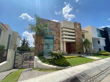 Casa En Venta En Valle Real, Zapopan, Jalisco