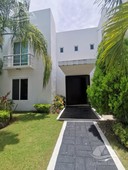 4 o mas recamaras en venta en villa magna cancún