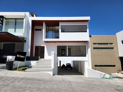 Hermosa Casa Tancítaro en Cumbres del Cimatario, Querétaro | $8,000,000 MXN