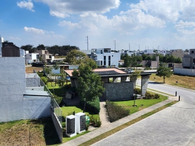 Ultimo terreno en venta en Parques Vallarta dentro de coto