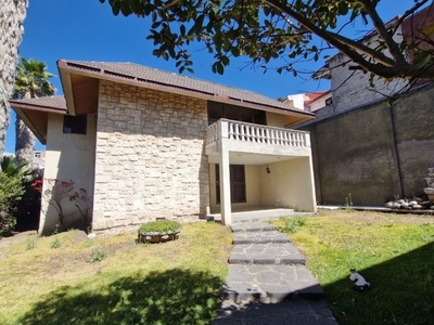 Casa en renta Lomas Estrella, Iztapalapa