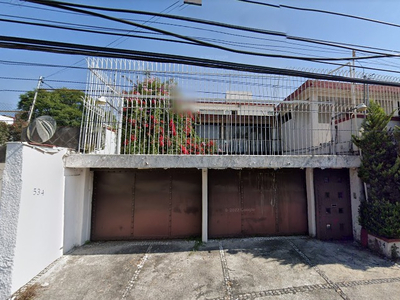 Hermosa Casa En Remate Bancario En La Colonia Jardines Del Pedregal