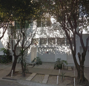 Remato Casa En: San Francisco 323, Del Valle Norte, Benito Juárez, Cdmx.