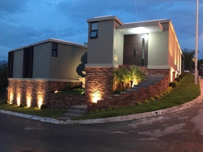 CASA EN VENTA BOSQUE RESIDENCIAL