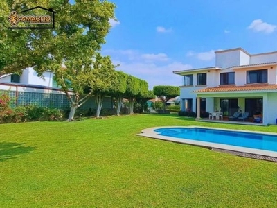 Casa en venta en Lomas de Cocoyoc (OLC-4095)