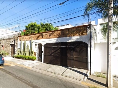 EN VENTA PRECIOSA CASA EN COYOACÁN