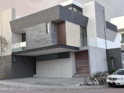La Vista, se vende casa de arquitecto a estrenar. FVR