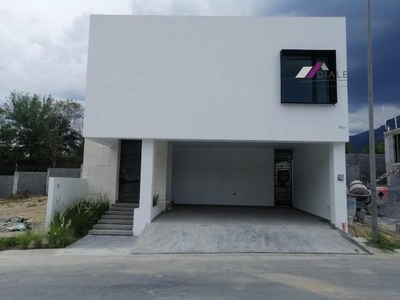 Mítica Residencial -CARRETERA NACIONAL- Casa en Venta Zona Sur de Monterrey N.L.