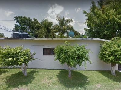 VENTA DE CASA EN LA COL. LOMAS DEL MANANTIAL, MORELOS