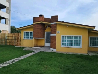 Casa en venta Cuitláhuac 200, Mz 014, Guadalupe Y Club Jardín, Toluca De Lerdo, Estado De México, México