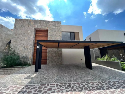 Casa En Venta En Altozano