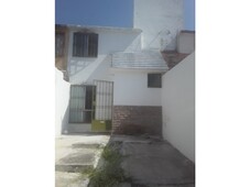 doomos. venta de casa de 2 niveles con jacuzzi en xochitepec