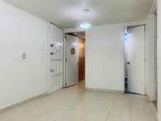 en venta, hermoso departamento en planta baja - 2 recámaras - 47 m2
