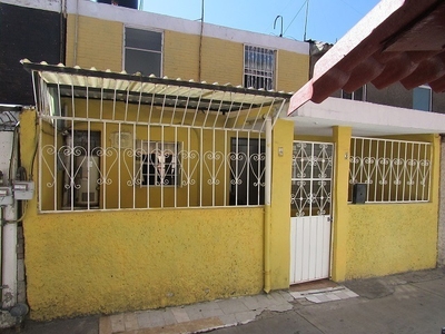 Casa Ampliada De 2 Niveles, 3 Recámaras, En Infonavit Norte, Cuautitlán Izcalli, Méx