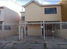 casa en venta en la fco. i madero,