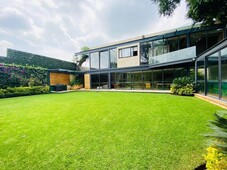 casa en venta - jardines del pedregal, residencia con acabados de lujo y magnífico jardín - 3 recámaras - 985 m2
